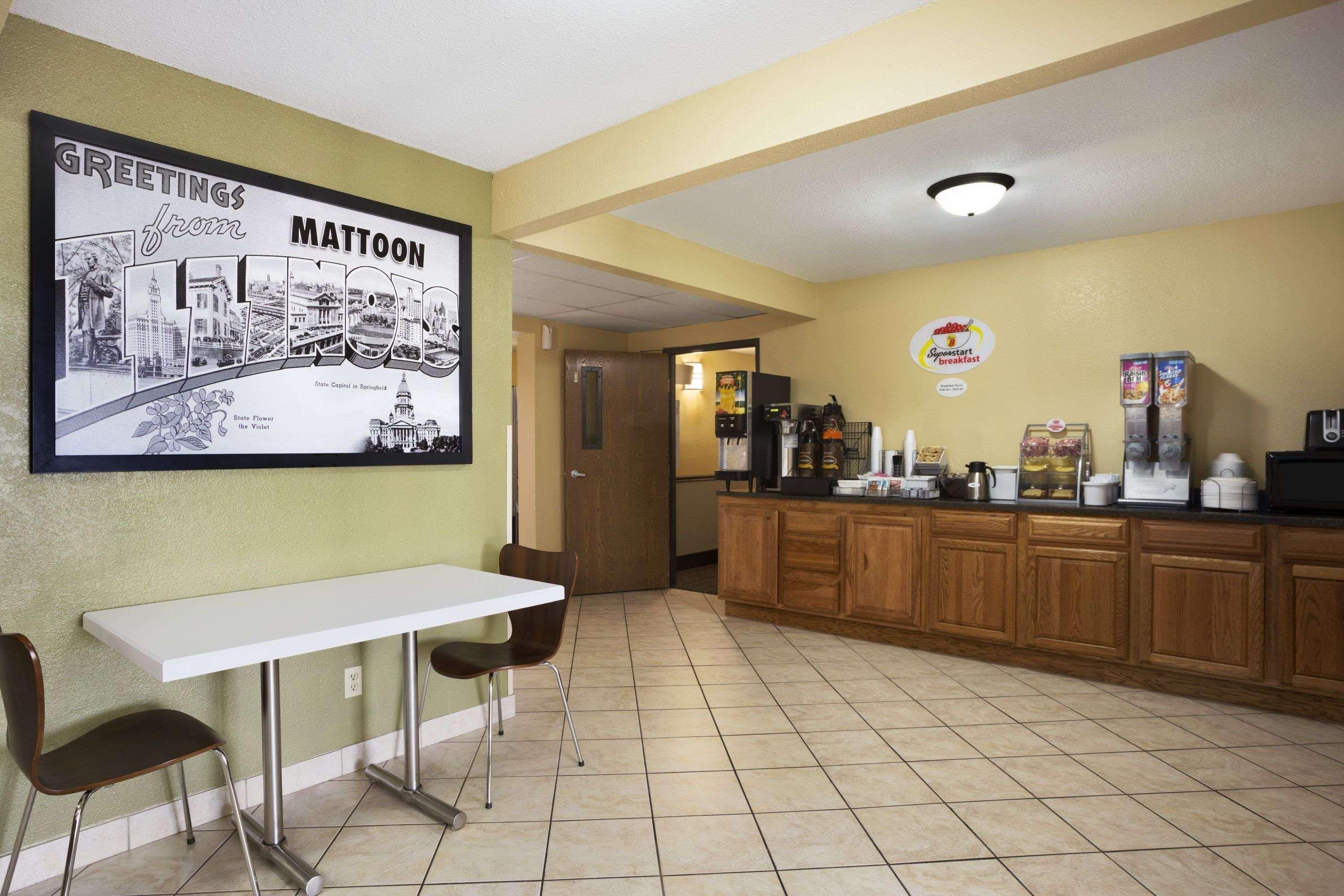 Hotel Super 8 By Wyndham Mattoon Extérieur photo