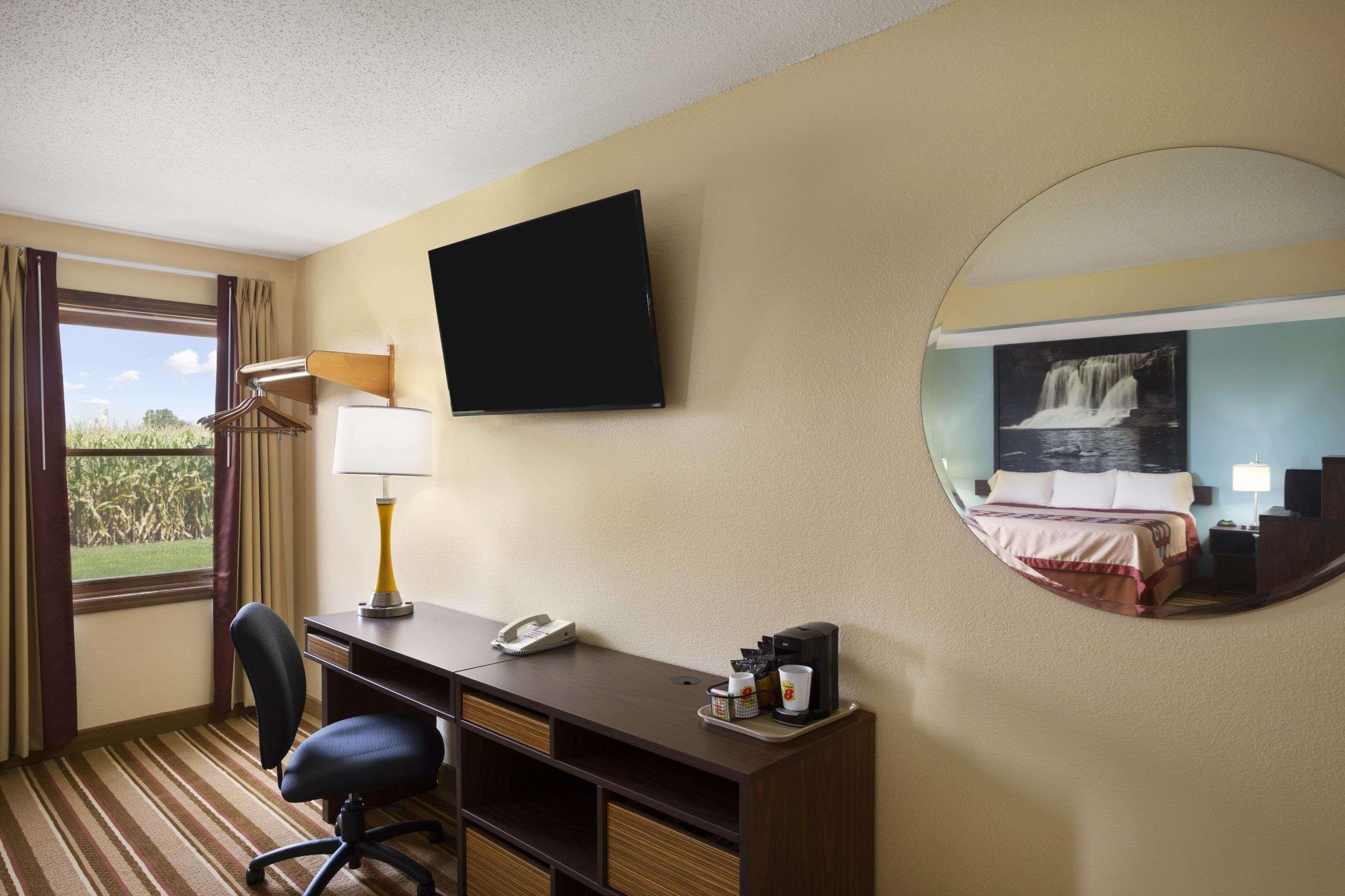 Hotel Super 8 By Wyndham Mattoon Extérieur photo