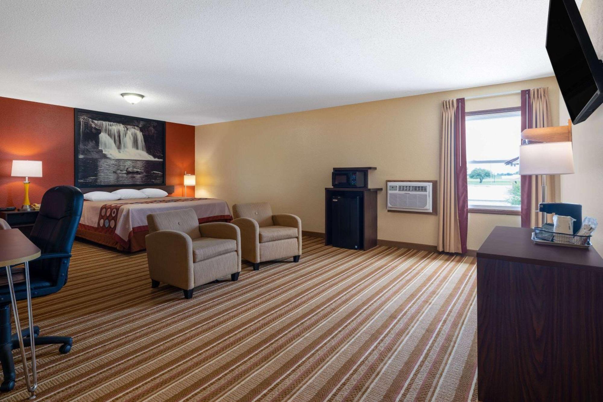 Hotel Super 8 By Wyndham Mattoon Extérieur photo